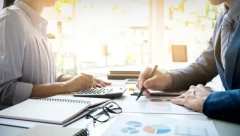 Poreski dužnik je lice koje u internom računu iskaže  PDV, a da za to nije imalo obavezu